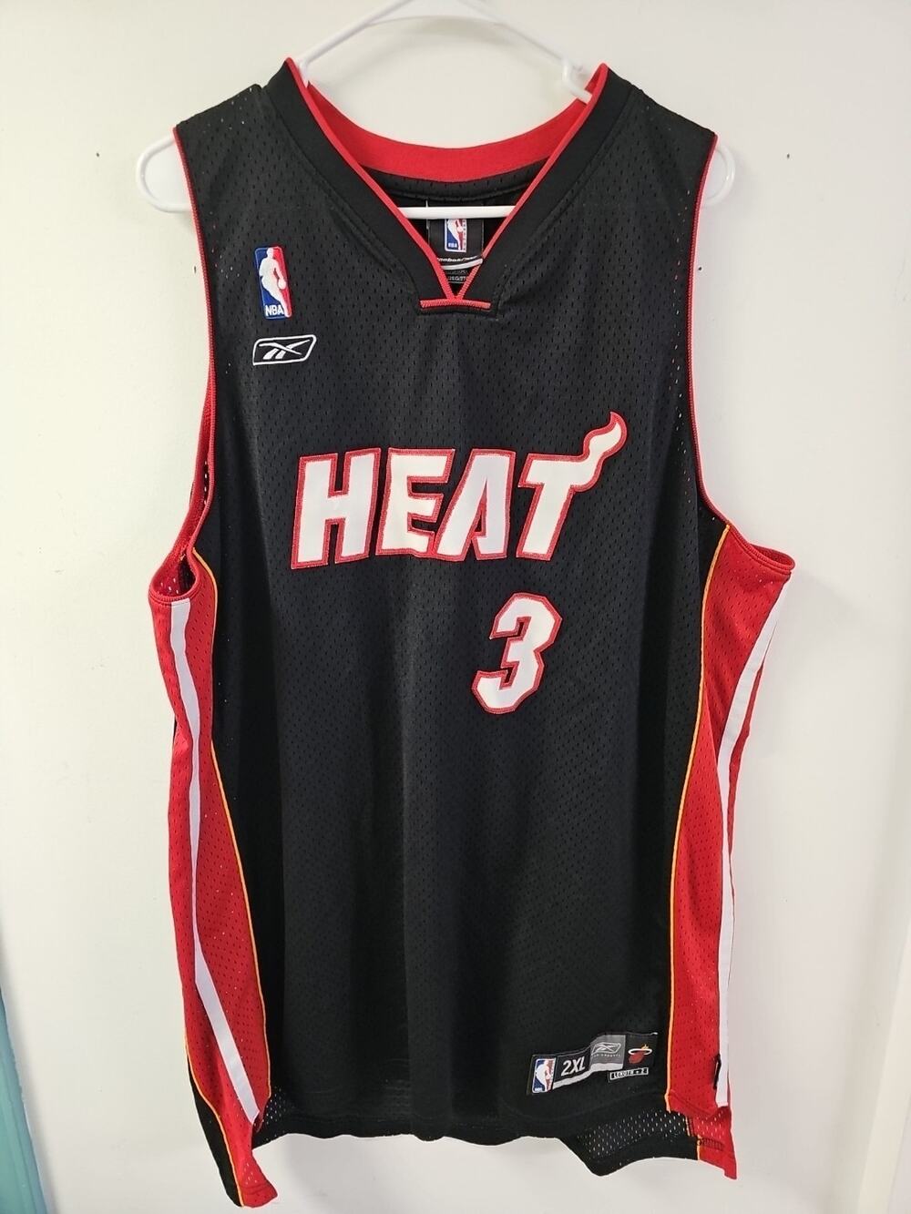 Reebok Authentics Dwayne Wade #3 Miami Heat NBA Jersey Men’s 2XL +2 Length Sewn